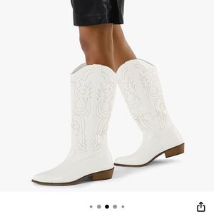 White Cowboy Boots Size 7.5